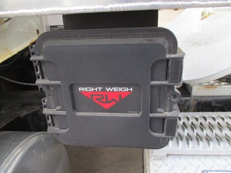 2019-western-star-4900-image-19