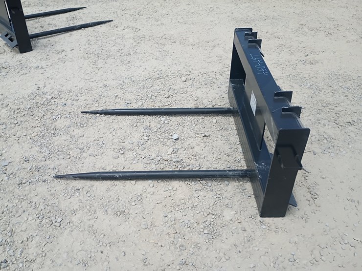 #l64-054-•-jct-bale-spear-skid-steer-attachment-image-2