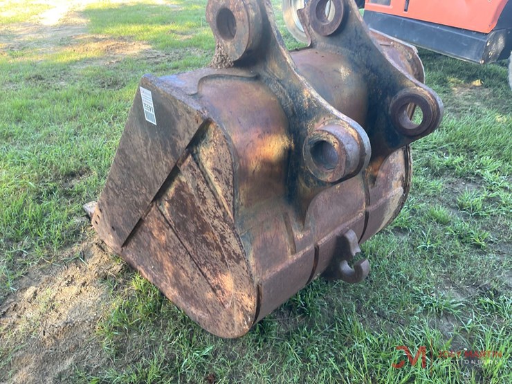 41"-tooth-excavator-bucket-image-5