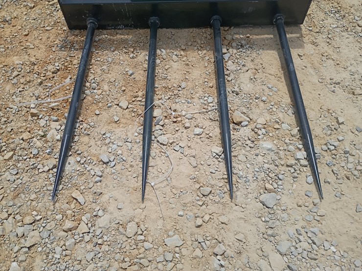 #l64-076-•-jct-bale-spike-skid-steer-attachment-image-5