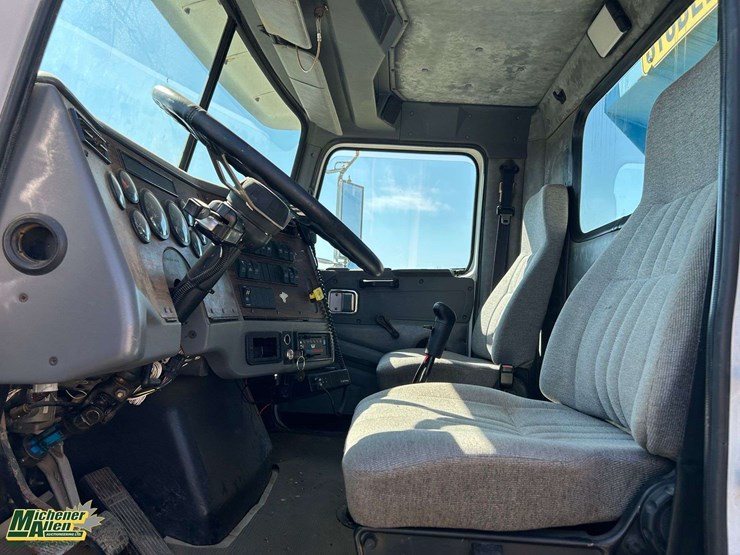 1998-western-star-4800-image-16