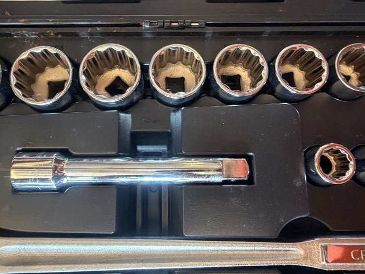 #9-•-craftsman-socket-wrench-set-image-10