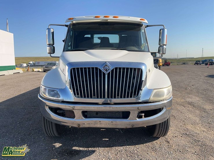 international-durastar-4300-image-8
