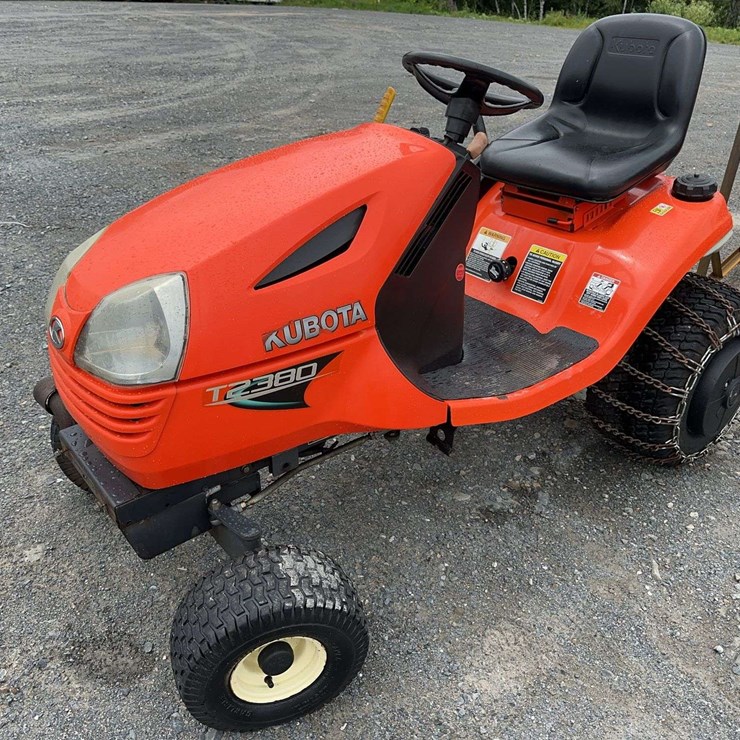 KUBOTA T2380