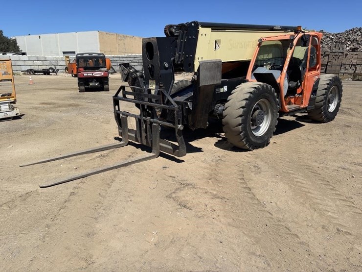 2015-jlg-1255-image-1