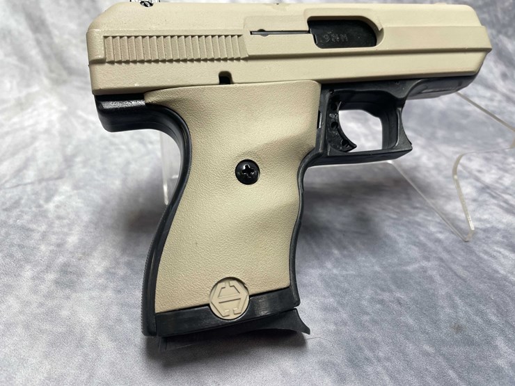 #10872-•-hi-point-c9,-9mm-luger-semi-auto-pistol,-sn:-p10189659-image-5