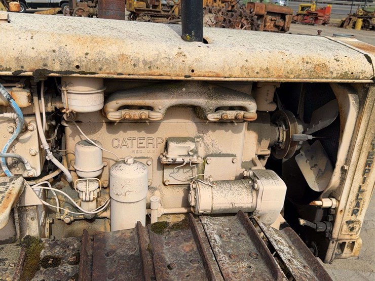 caterpillar-d2-image-29