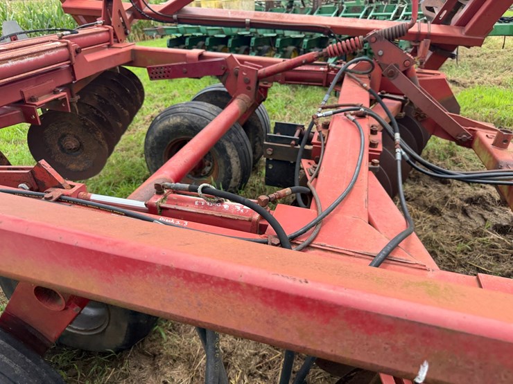 case-ih-3950-image-60