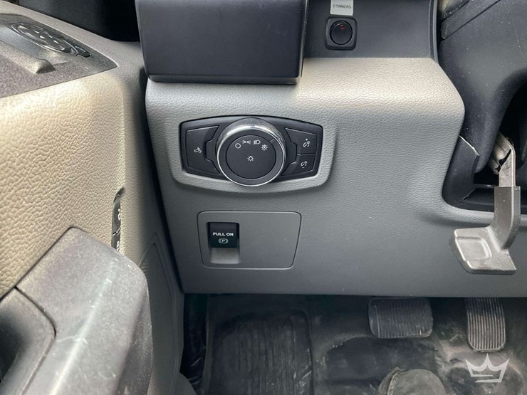 2018-ford-f150-image-18