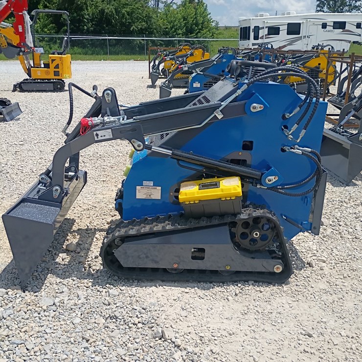 #L63-010 • 2026 ZJG 380 Mini Skid Steer
