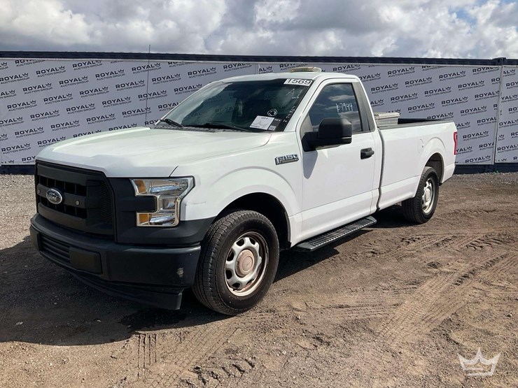 2017-ford-f150-image-1