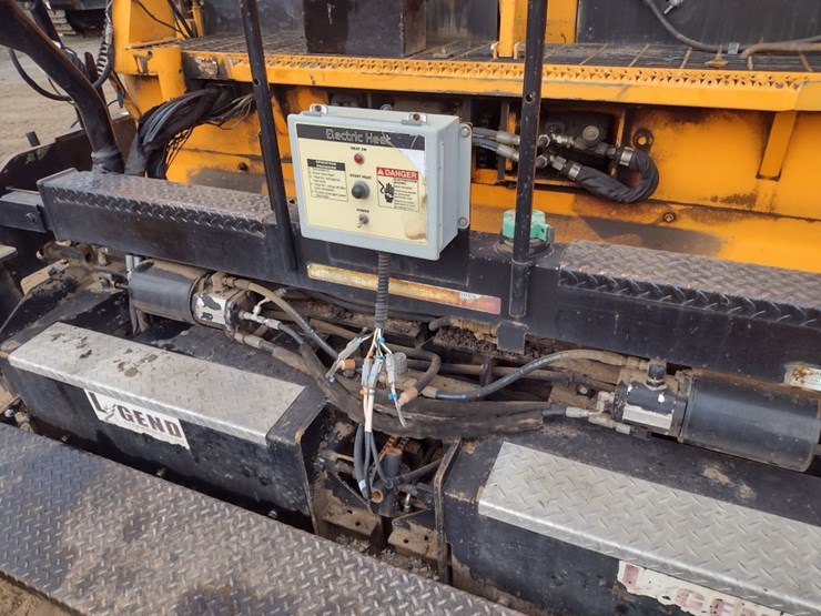 16-leeboy-8515d-asphalt-paver-(qea-4018)-image-15