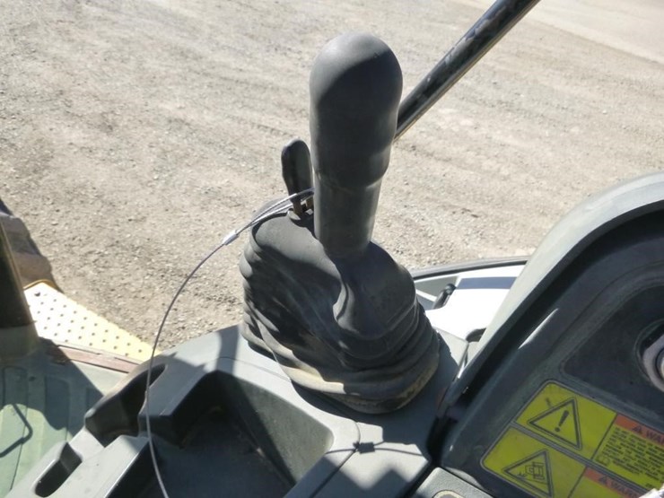 2007-caterpillar-420e-image-40