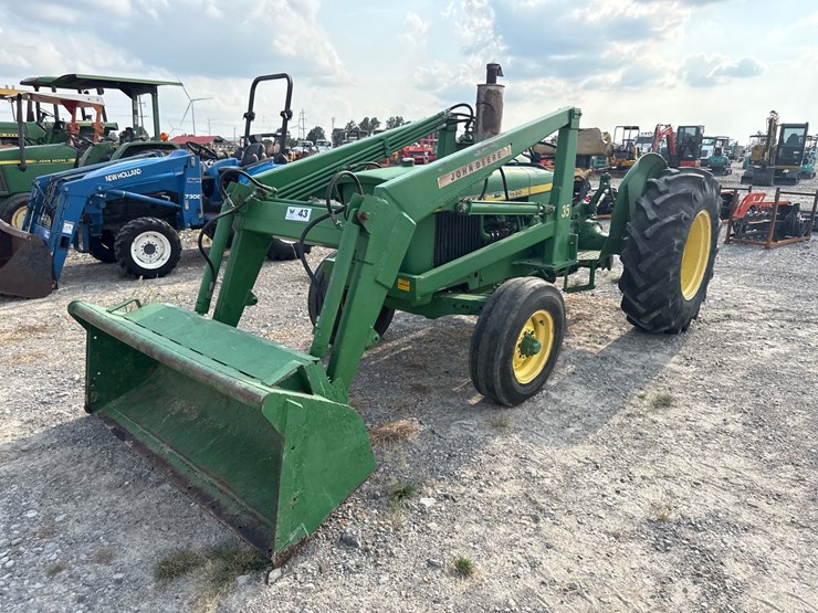john-deere-1530-image-1