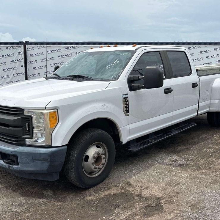 2017 FORD F350