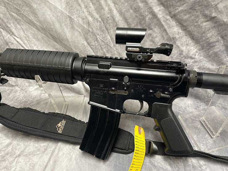 #10804-•-bushmaster-xm15-e2s,-556-nato-semi-auto-rifle,-sn:-bfit007439-image-8