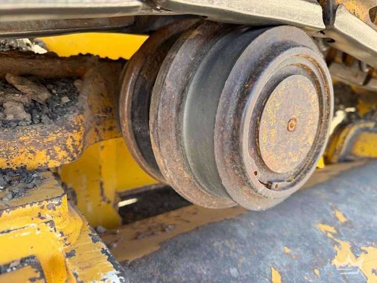 2020-deere-700k-xlt-image-77