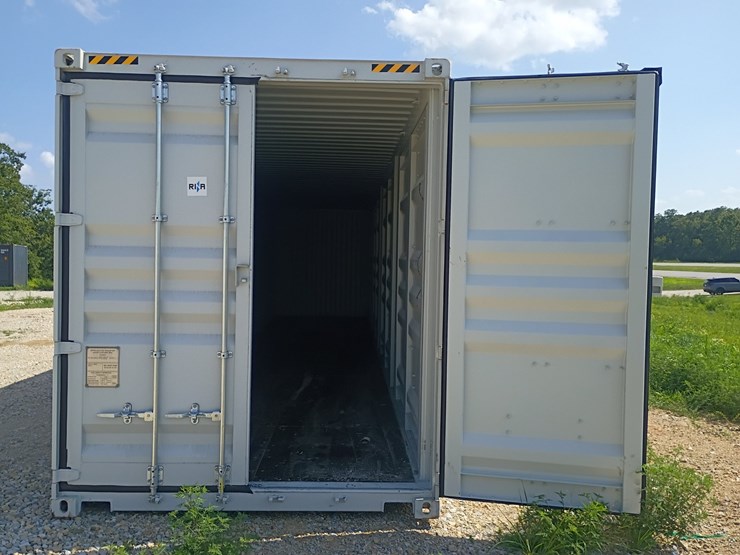 #l74-000-•-40ft-container-image-10