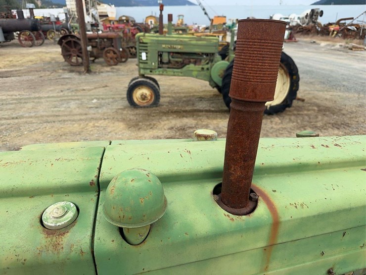 john-deere-m-image-48