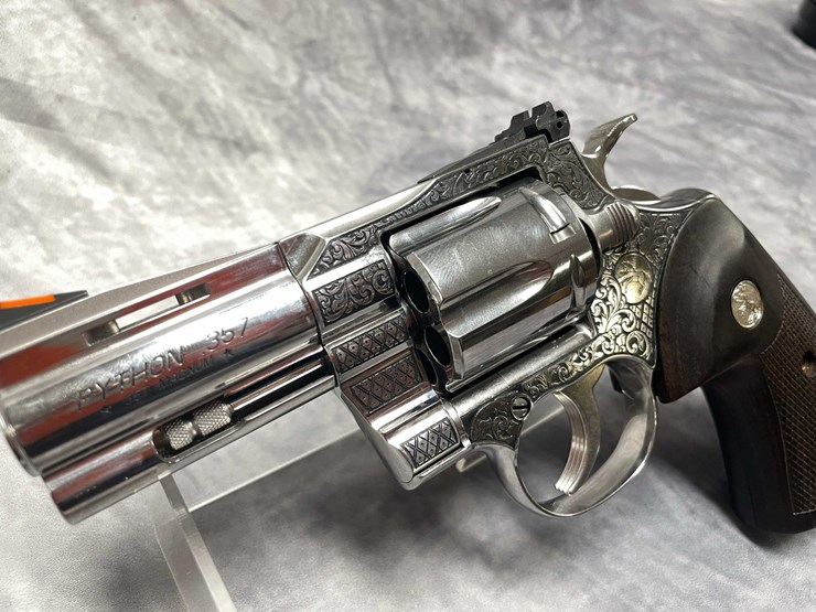 #10849-•-colt-python,-357-mag-revolver,-sn:-py283505-image-12