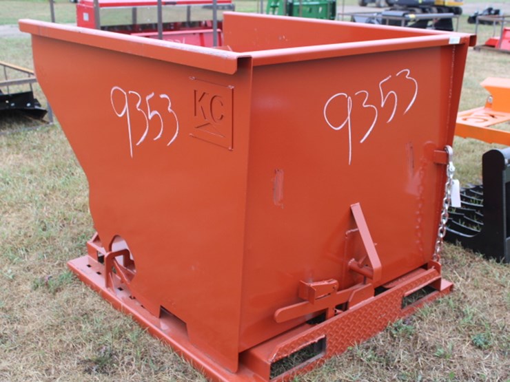 #9353-•-2.0-self-dumping-hopper-image-1