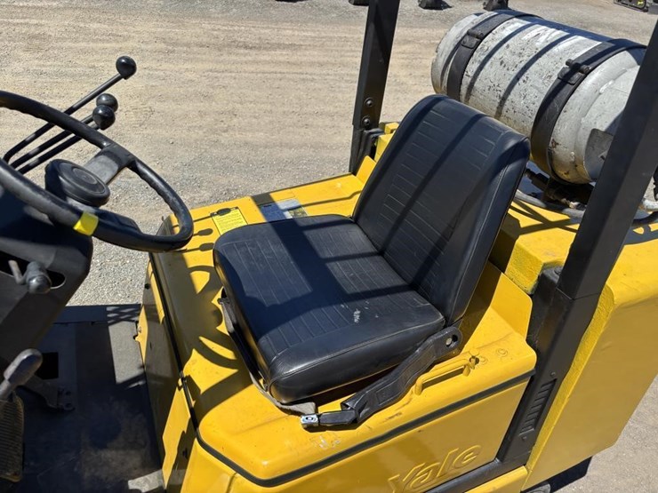 yale-glp50-forklift-image-16