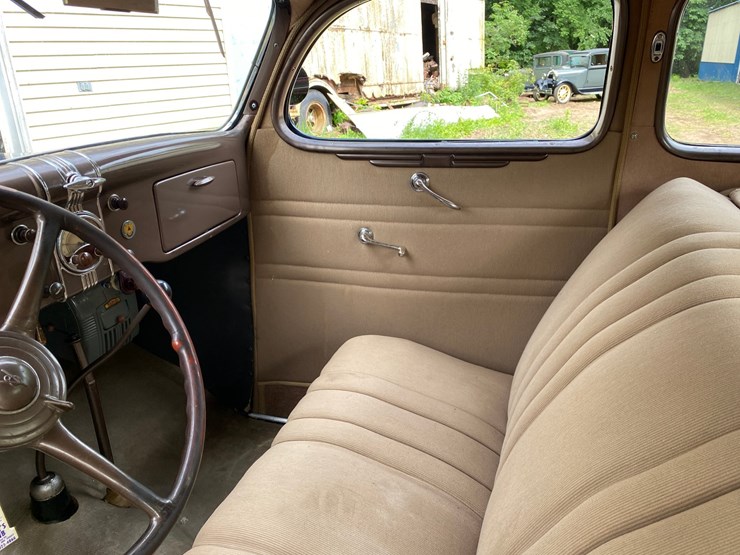 #1201-•-1936-ford-coupe-(has-wi-title)-image-35