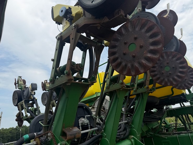 john-deere-1790-image-93