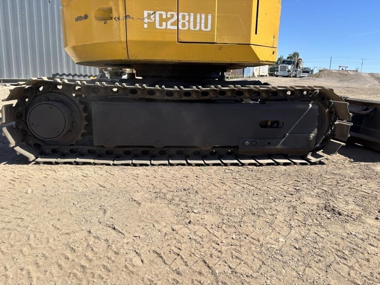 komatsu-pc28uu-image-17