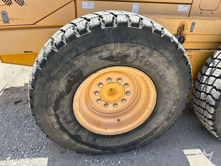 2006-volvo-g710b-articulated-motor-grader-image-25