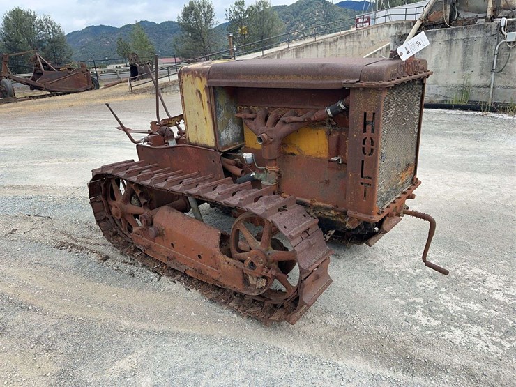 holt-caterpillar-image-7