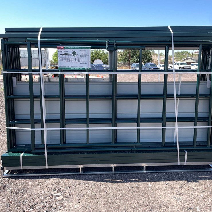 #2884 • 2026 Unused Module Livestock Shelter