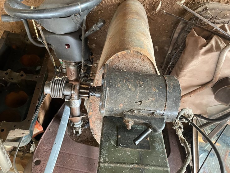 #1246-•-pile-of-classic-car-parts-image-11