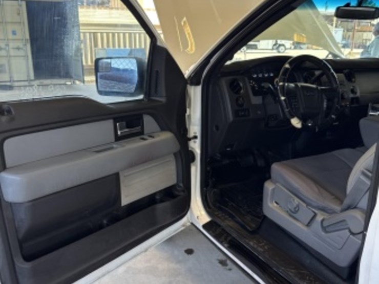 2014-ford-f150-image-26