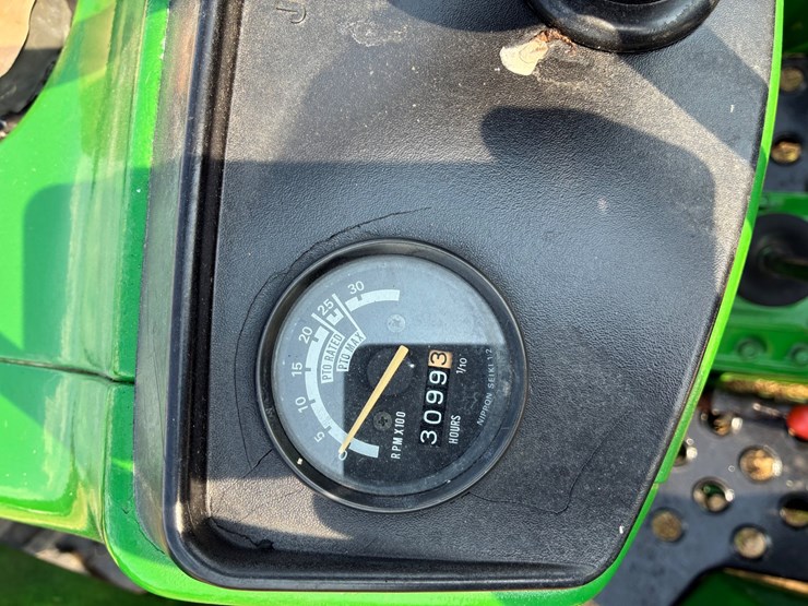 john-deere-750-image-7