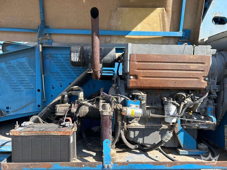 2001-genie-s-60-4x4-60ft.-telescoping-boom-lift-image-7