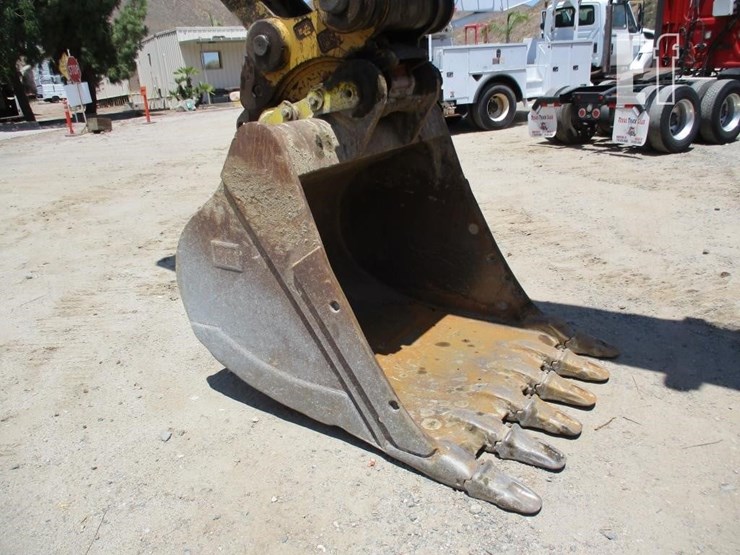 2012-caterpillar-336e-image-15