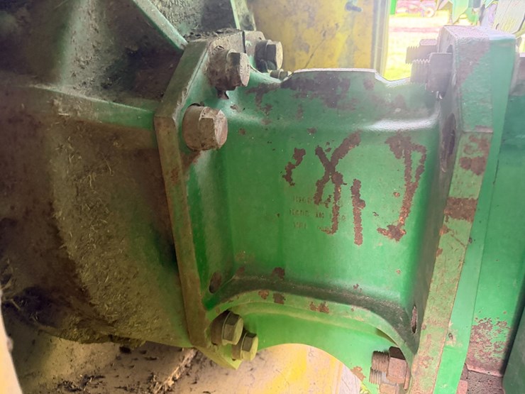 2011-john-deere-9770-sts-image-55