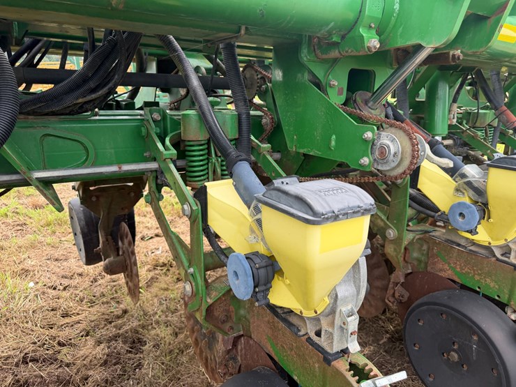 john-deere-1790-image-143