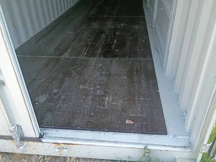 #l72-000-•-40ft-container-image-11