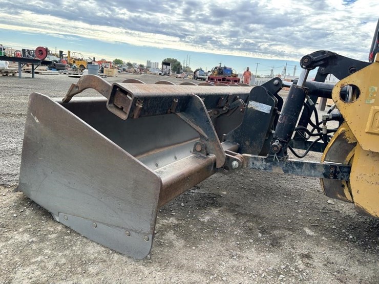 2007-caterpillar-414e-image-17