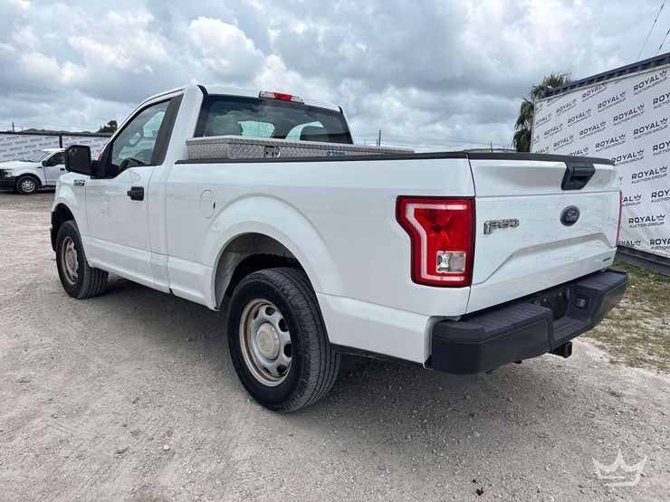 2015-ford-f150-image-4