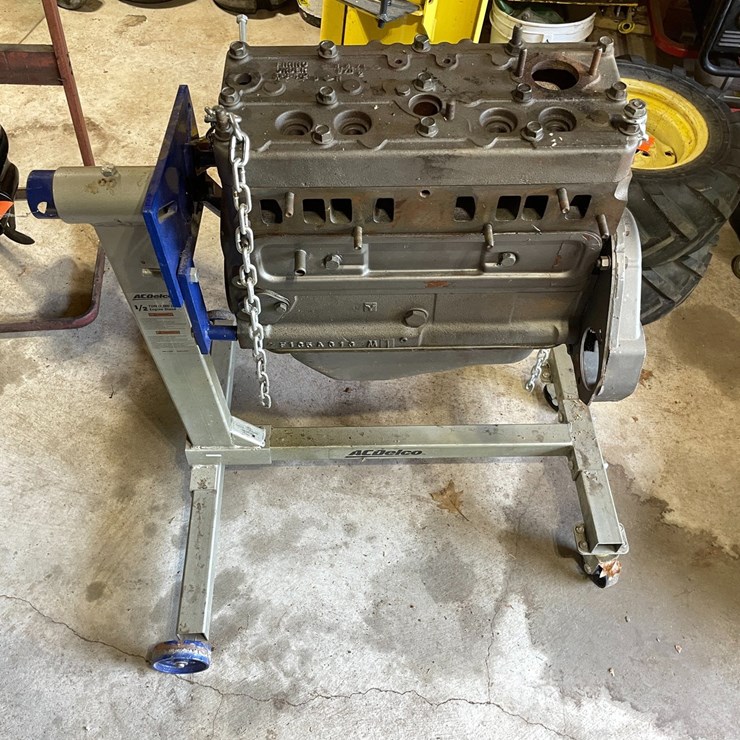 #6178 • Swinger 4-Cycle Engine and Stand
