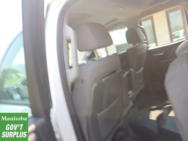 2014-chevrolet-silverado-1500-image-21