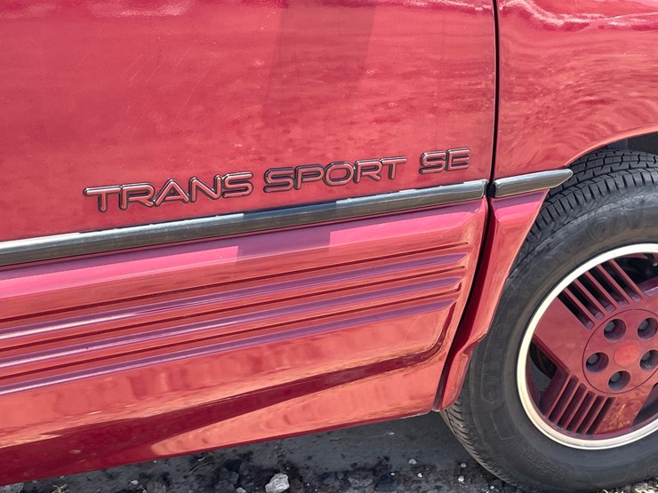 #2100-•-1990-pontiac-transport-van-se,-title-in-delay-image-90