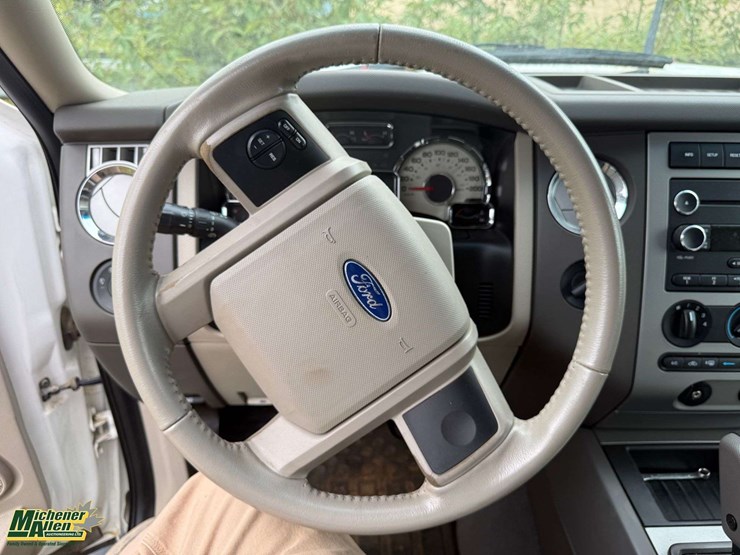 2008-ford-expedition-image-11