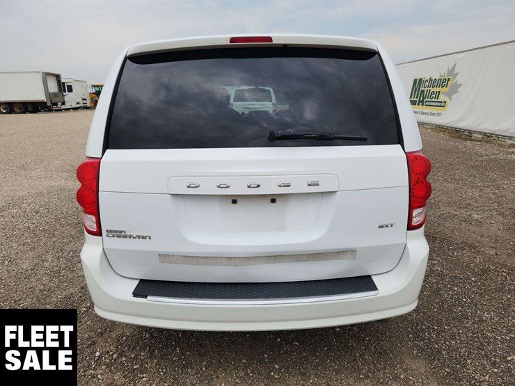 2016-dodge-grand-caravan-image-6