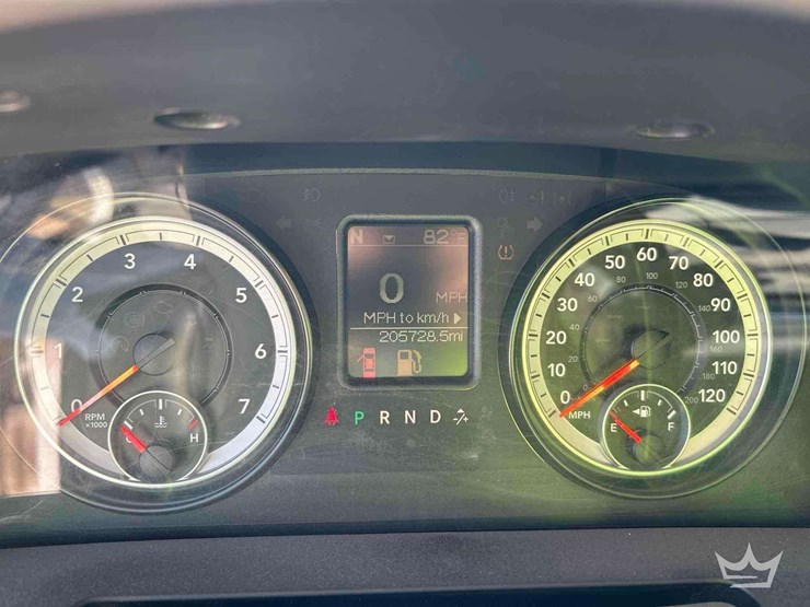 2014-dodge-2500-image-14