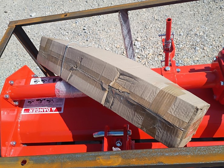 #l66-015-•-mower-king-3-point-tiller-image-12