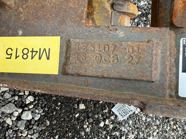 h&e-18”-excavator-bucket-image-5